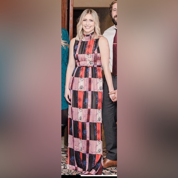 BCBGeneration Dresses & Skirts - BCBGeneration Plaid Floral Maxi Dress